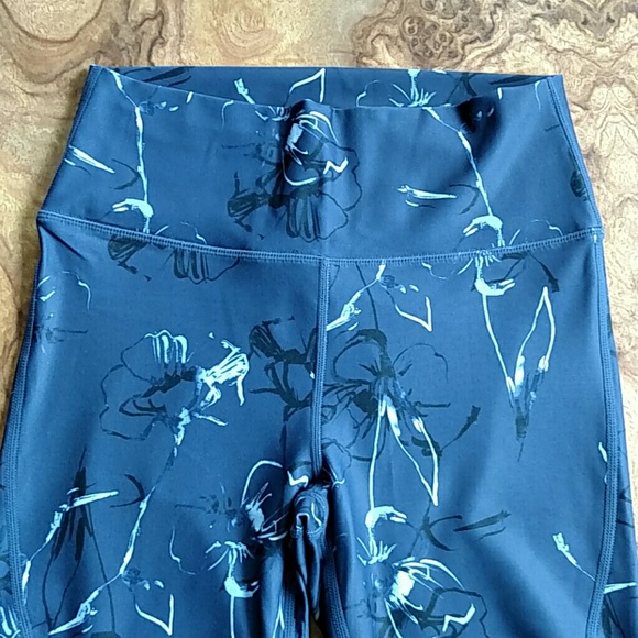 **SOLD** - Picture 5 of 8